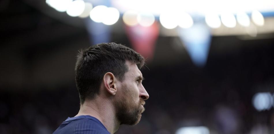 Lionel Messi del Paris Saint-Germain gesticula durante el partido contra Rennes en la liga francesa, el domingo en París. El PSG perdió 2-0. Christophe Ena | AP