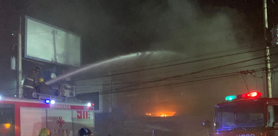 Tienda de aires acondicionados que se incendió. Foto: Audry Trinidad.