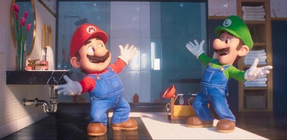 En esta imagen proporcionada por Nintendo y Universal Studios, Mario, con la voz de Chris Pratt, izquierda, y Luigi, con la voz de Charlie Day en una escena de "The Super Mario Bros. Movie". Foto: AP.