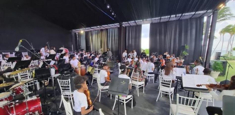 La Orquesta Sinfónica Infantil y Juvenil de Punta Cana se presentó junto a la Filarmónica Molina. Foto: Fuente externa