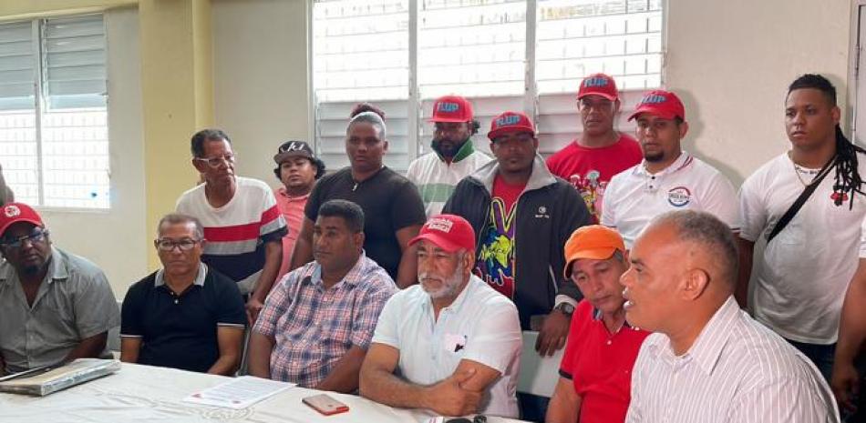 Grupos populares del Cibao convocan a huelga regional /  Fuente externa