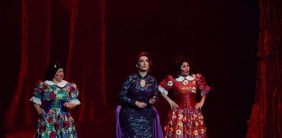 El Teatro Nacional se convierte en un palacio real con La Cenicienta El  Musical