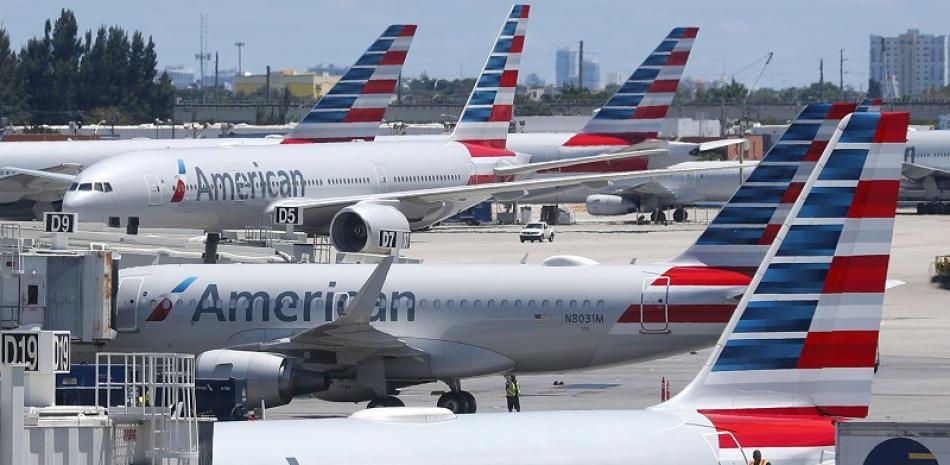 Aerolínea norteamericana Américan Airlines registra mayor tasa de beneficios en cuatro años.