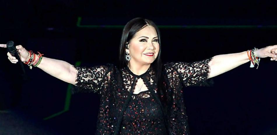 La cantautora mexicana Ana Gabriel, conocida como “la Diva de América”, llegó a Santo Domingo con su gira “Por Amor A Ustedes”.