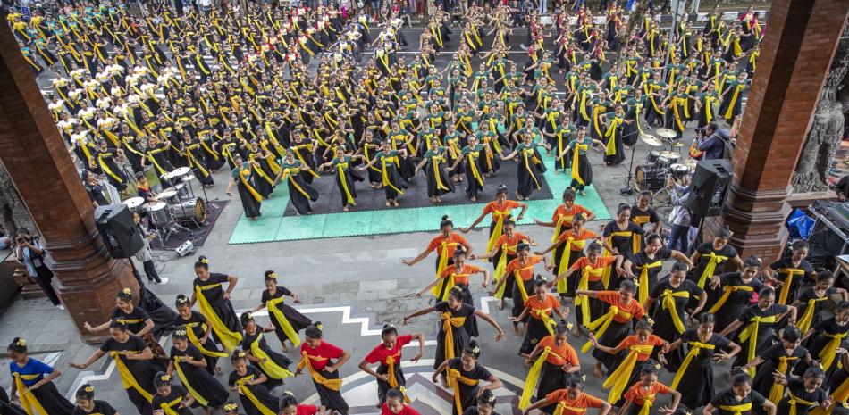 Celebración del Día de la Danza en Brasil