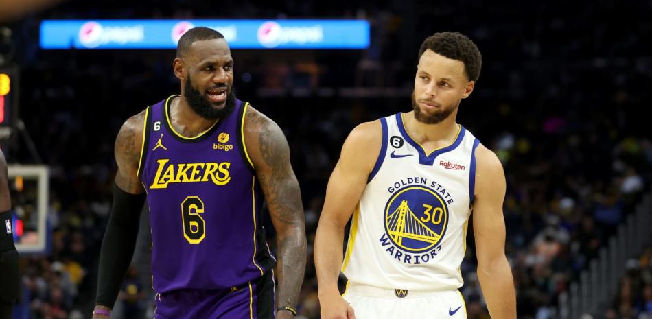 LeBron James, de los Lakers, y Stephen Curry, de los Warriors, se verán otra vez en los playoffs de la NBA.