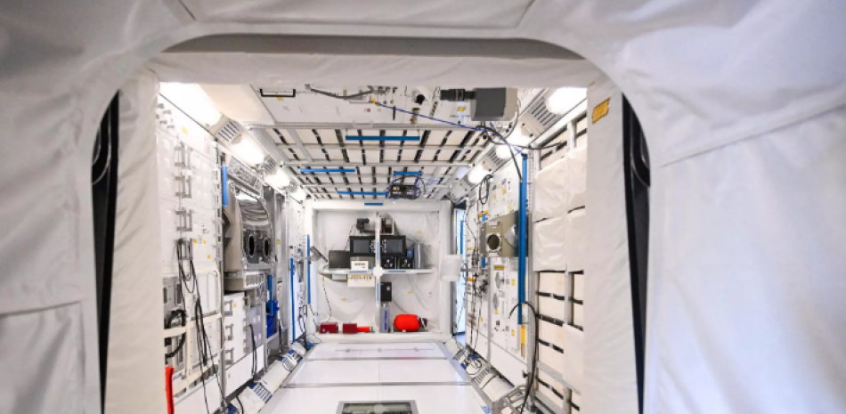 Imagen del interior del laboratorio espacial Columbus en el Centro Europeo de Astronautas (CEA).