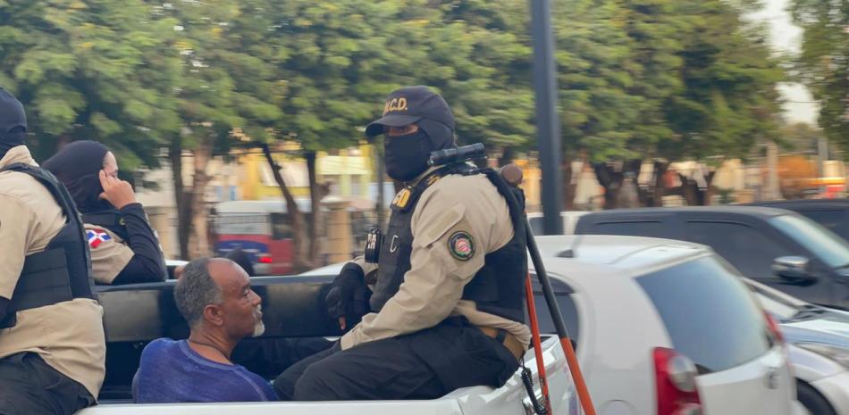 Continúan allanamientos de Operación Halcón IV en Santiago