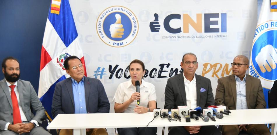 La alcaldesa por el Distrito Nacional, Carolina Mejía, se refirió este lunes a la reserva de candidatura de la Alcaldía y si aspirará, o no, a la posición que ya ostenta.