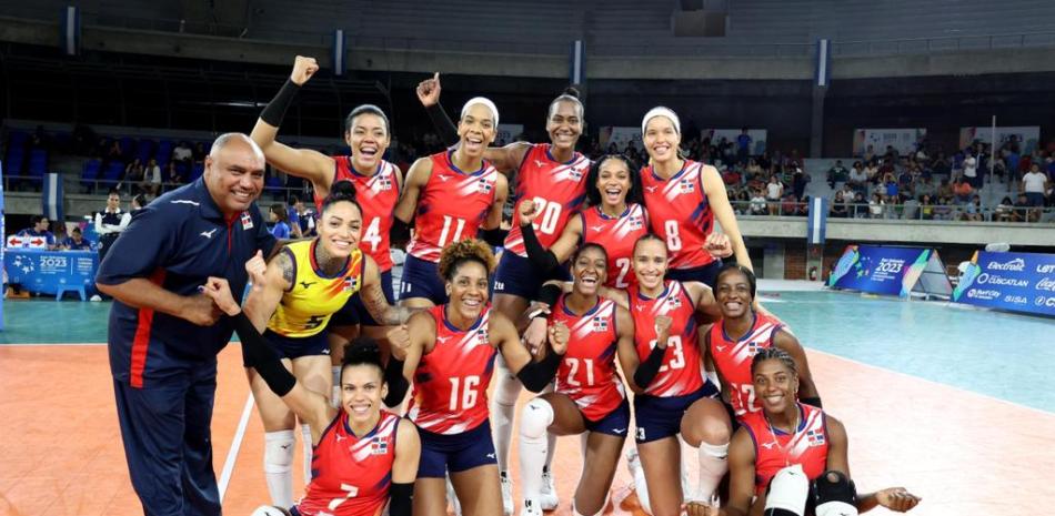 Integrantes de las Reinas del Caribe que este viernes vencieron 3-0 a Cuba.