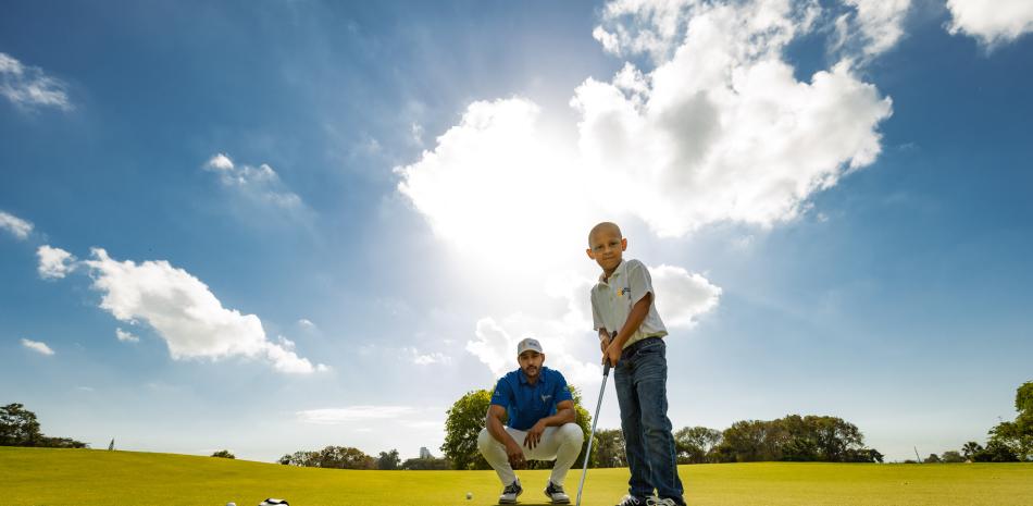 El torneo está preparado para recibir 200 golfistas, con 100 jugadores por día, en modalidad scramble en parejas.