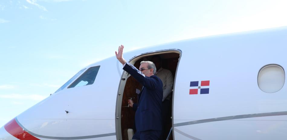 Presidente de la República, Luis Abinader, en uno de sus viajes