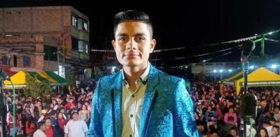 El cantante Kevin Pedraza falleció a los 19 años tras un accidente de tránsito.