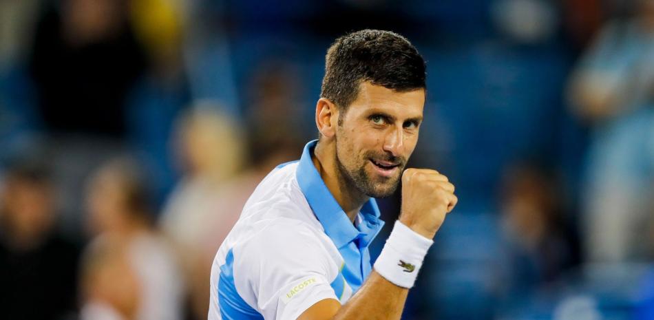 Novak Djokovic busca alcanzar otro peldaño en su ilustre carrera en el tenis mundial.