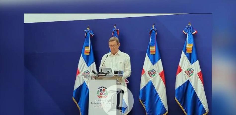 El canciller dominicano, Roberto Álvarez, expresó que duda que exista una voluntad de la parte haitiana para resolver el conflicto actual que afecta a ambas naciones.<br /><br />https://listindiario.com/la-republica/gobierno/20231109/canciller-dominicano-duda-gobierno-haitiano-busque-solucion-conflicto-fronterizo_781942.html