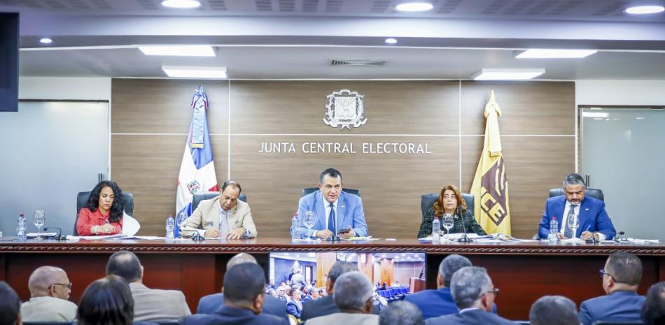 El Pleno de la Junta Central Electoral aprobó ayer la resolución 084-2023.