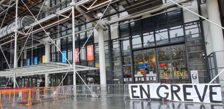 Los empleados del Centro Pompidou recondujeron la huelga hasta mediados de diciembre.  RFI , María Carolina Piña