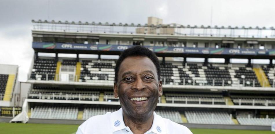 El Rey Pelé es considerado por muchos como el mejor jugador de la historia.