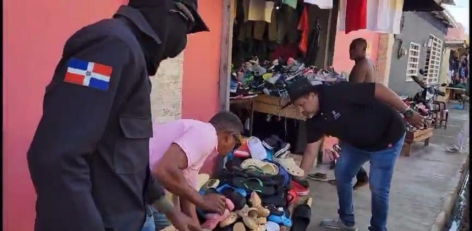 Las mercancías incautadas fueron devuelta a los vendedores haitianos