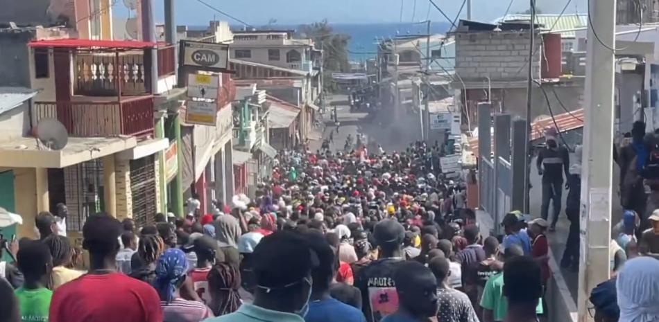 Desobediencia civil en Wharf de Jeremie, Haití
