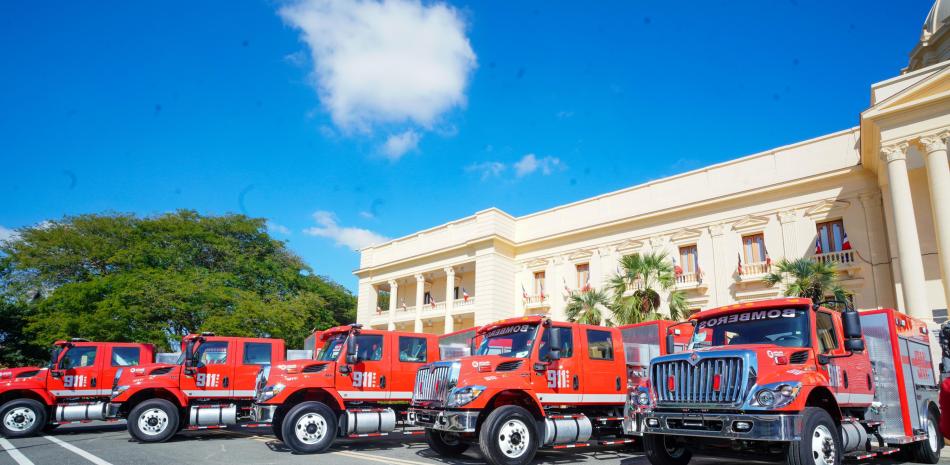 Camiones de bomberos en el Palacio Nacional
