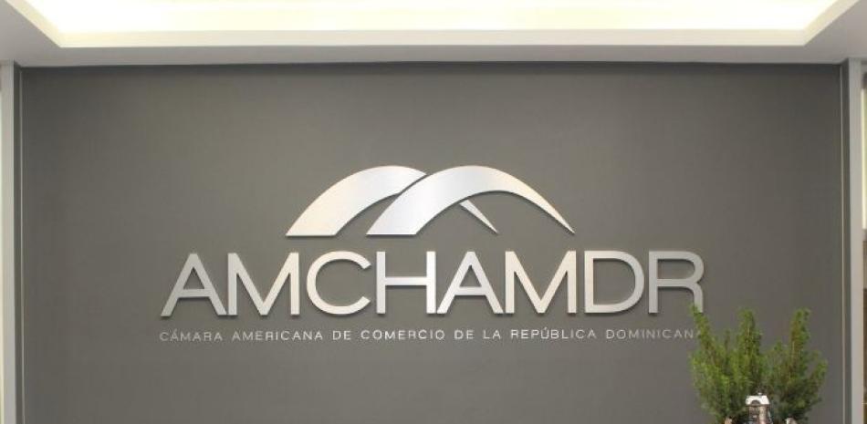 Fachada de la Cámara Americana de Comercio de la República Dominicana (AMCHAMDR).