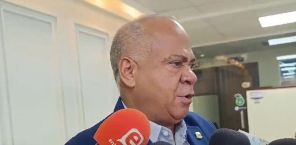El diputado del Partido Revolucionario Moderno (PRM), Ramón Bueno, encaró este jueves el llamado que realizó la Organización de las Naciones Unidas (ONU) a República Dominicana solicitando evitar las “deportaciones forzosas” de haitianos debido a la inseguridad registrada en ese país.