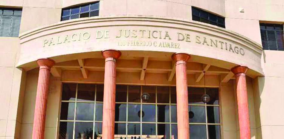 La Fiscalía de Santiago sometió a José Rafael Cabrera por delito de estafa.