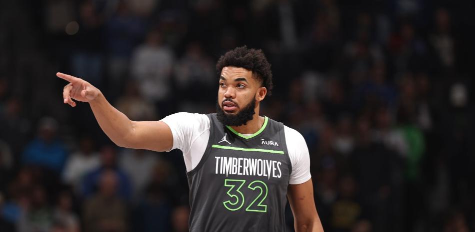 Karl Towns logró esa gran distinción en la NBA.