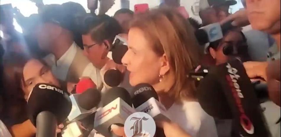 La vicepresidenta Raquel Peña afirmó que la Junta Central Electoral ha manejado muy bien el proceso electoral.<br /><br />https://listindiario.com/la-republica/provincias/20240519/vicepresidenta-raquel-pena-jce-manejado-proceso-electoral_808928.html<br /><br />También le pude interesar estos videos:<br /><br />Abinader despierta interés en adquirir buque colombiano para contrarrestar delitos trasnacionales https://youtu.be/gZv8w-87c00<br /><br />Desfile Militar y Policial por 180 Aniversario de la Independencia Dominicana https://youtube.com/live/Xn_IcMlCO50<br /><br />TSE declara inadmisible petición de Ramfis Trujillo para ser candidato presidencial https://youtu.be/HFpdTFtu-XQ<br /><br />Así fue la búsqueda y captura del recluso que se fugó del Palacio de Justicia https://youtu.be/4AoMjn9s3hU<br /><br />En pedernales hay tierras raras, pero aún falta data https://youtu.be/GOPYSb6cPWE<br /><br />Más noticias en https://listindiario.com/<br /><br />Suscríbete al canal  https://bit.ly/335qMys<br /><br />Síguenos<br />Twitter  https://twitter.com/ListinDiario <br /><br />Facebook  https://www.facebook.com/listindiario <br /><br />Instagram https://www.instagram.com/listindiario/