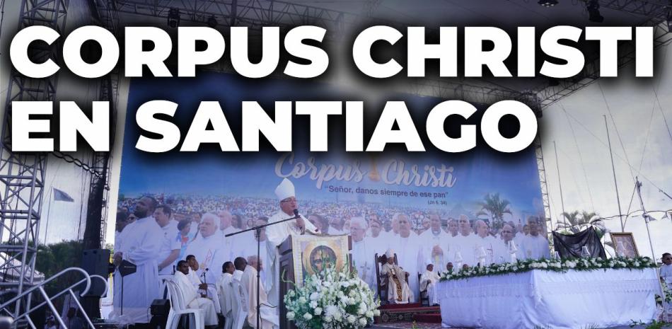 Católicos de Santiago celebran Corpus Christi