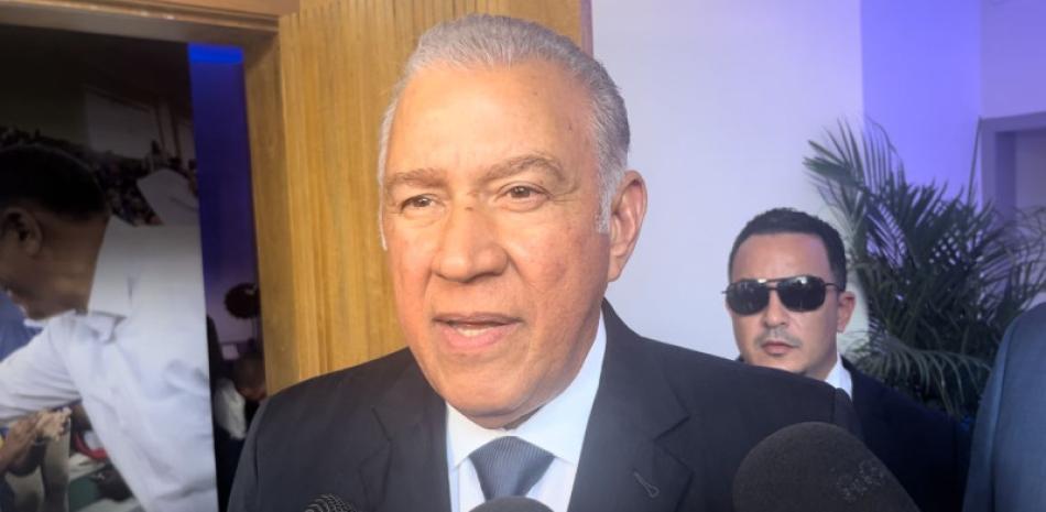 El recién designado ministro Administrativo de la Presidencia, Andrés Bautista, habló por primera vez este miércoles luego de su designación, la cual consideró como un “gran reto y compromiso” en su vida profesional.