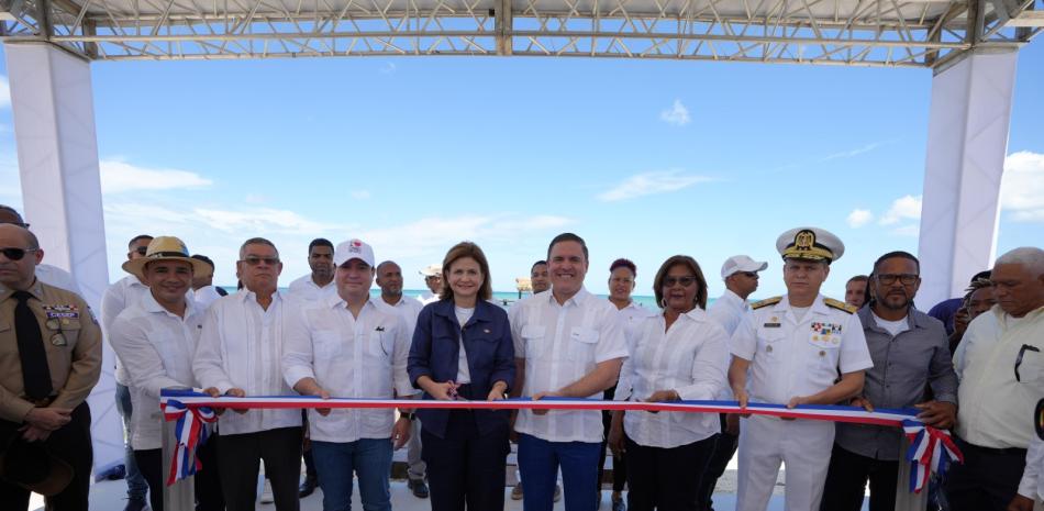 La vicepresidenta Raquel Peña encabeza inaguración de muelle de Cabo Rojo, en Pedernales