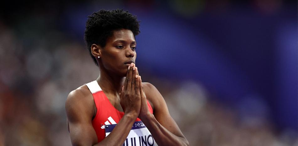 Marileidy Paulino al ganar la carrera de la semifinal, en los Juegos Olímpicos con un tiempo de 49,22 en París 2024