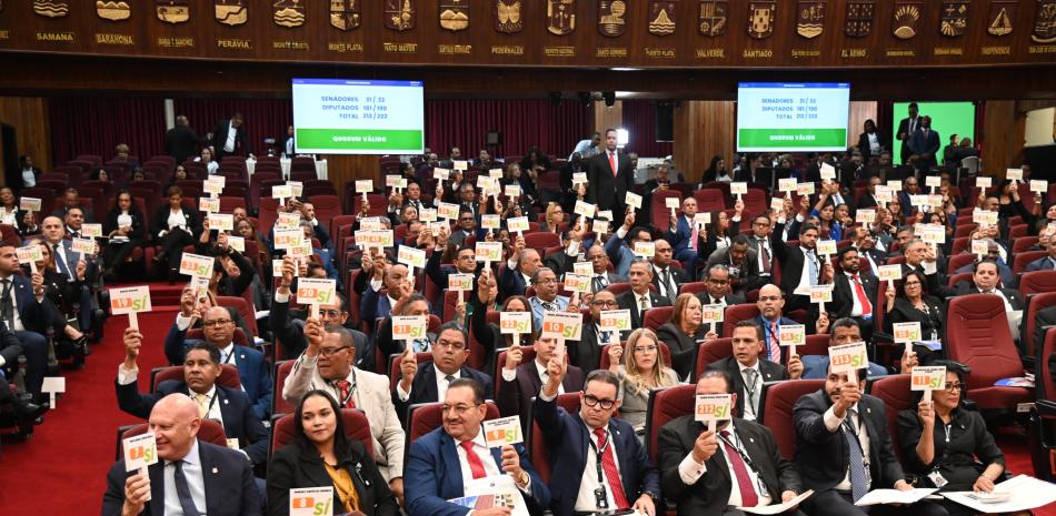 Los asambleístas se reunirán nuevamente hoy a las 10:00 de la mañana para continuar los trabajos.