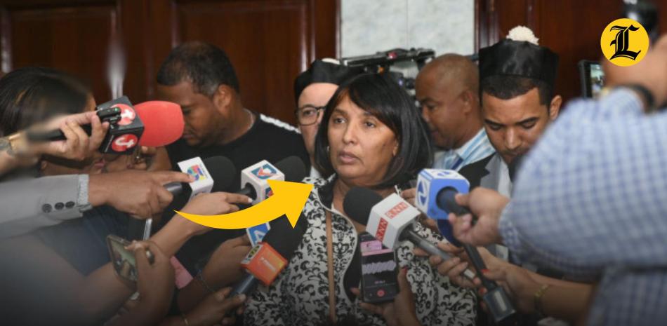 La madre de Joshua Fernández, Bertina Decena Berroa mostró conformidad con la decisión de los jueces de la Segunda Sala Penal de la Corte de Apelación del Distrito Nacional.