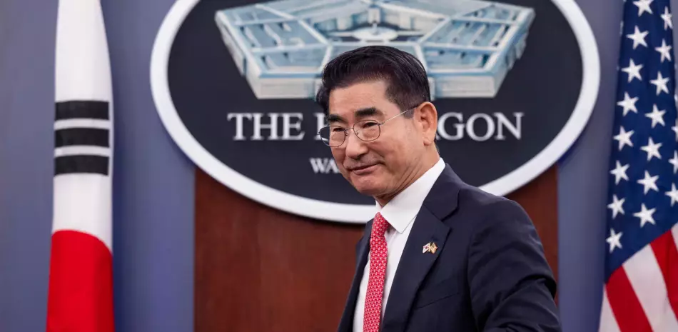 Ministro de Defensa Kim Yong Hyun en Washington, DC, EE.UU.