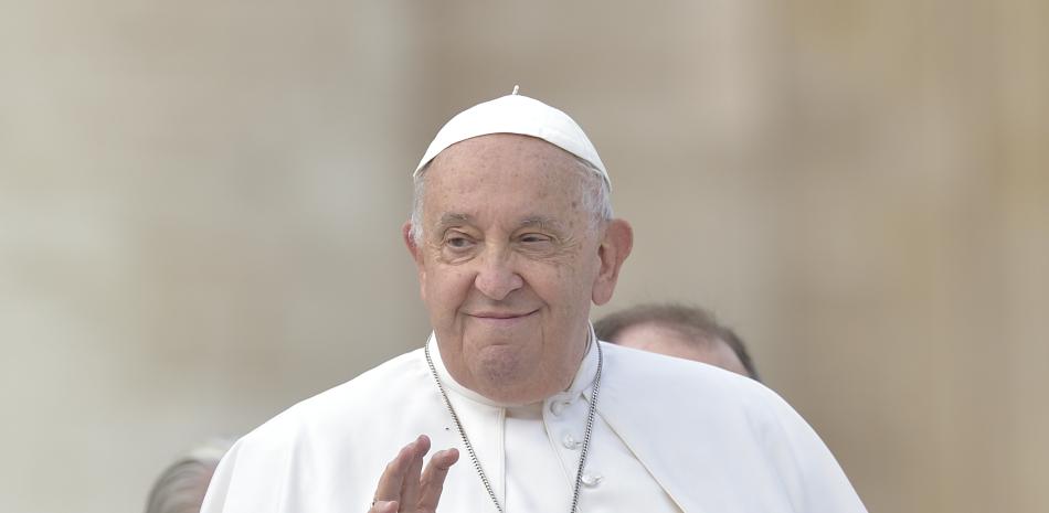 El Papa Francisco durante la proclamación de nuevos santos de la Iglesia Católica en la Jornada Mundial de las Misiones 2024, en el Vaticano, a 20 de octubre de 2024, en Ciudad del Vaticano.