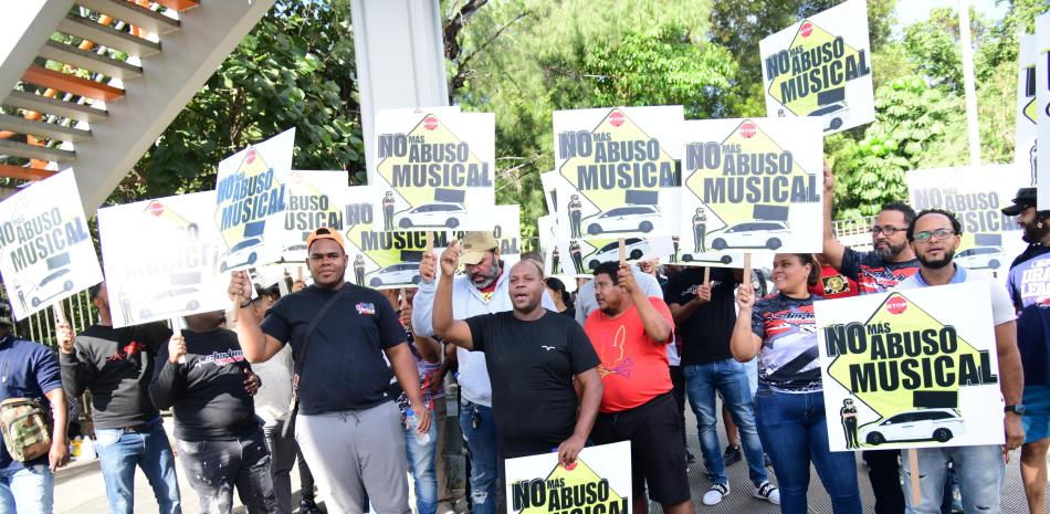 Protesta de musicólogos