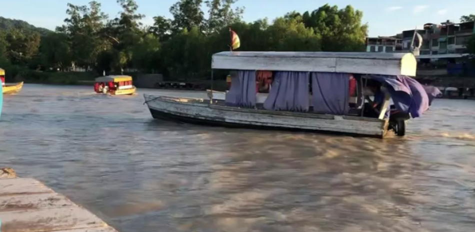 El río Bermejo en Aguas Blancas, localidad argentina fronteriza con Bolivia.