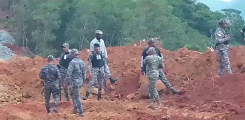 Protestas y detenciones en Zambrana por desmonte de árboles en área  protegida de Barrick Gold