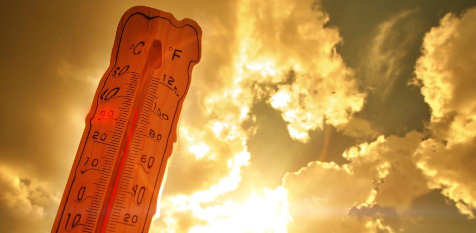 ¡A Protegerse del Calor! Temperaturas Rozarán los 35°C este Domingo en RD