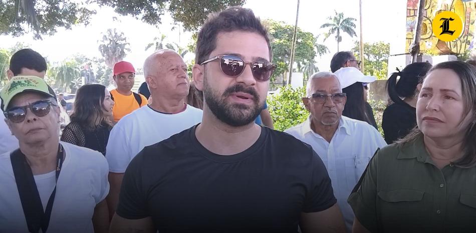 Pacíficos, y con un llamado a preservar las áreas verdes, los ciudadanos respaldaron la convocatoria del cineasta dominicano José María Cabral.