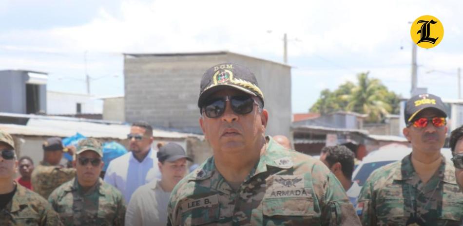 Ballester dijo que hay nuevos agentes de migración que tuvieron un entrenamiento práctico y teórico y que ahora están en el terreno conociendo las doctrinas de operaciones migratorias y que la misma implica que los operativos de interdicción migratoria van a aumentar en 19 provincias donde han enviado al personal entrenado.<br /><br />https://listindiario.com/la-republica/20250801/director-migracion-llama-indocumentados-haitianos-salir-voluntariamente-pais_868488.html