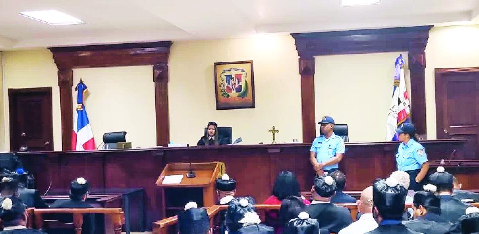 La jueza Altagracia Ramírez considera que los abogados de la parte querellantes no estaban debidamente representados por los poderes pertinentes.