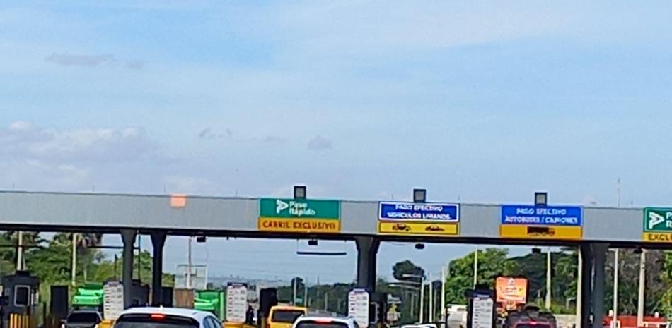 Más de 890 mil vehículos han transitado por estaciones de peaje en Semana Santa
