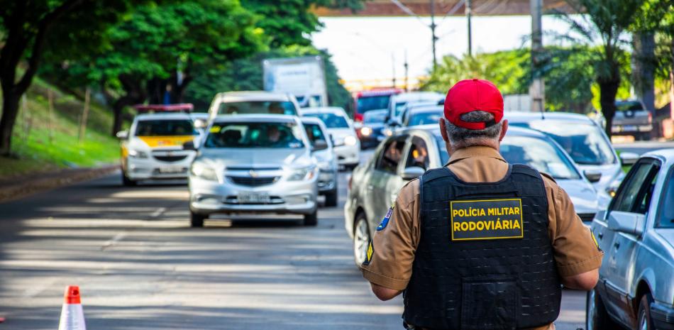 Al menos diecisiete muertos y una veintena de heridos en un accidente ...
