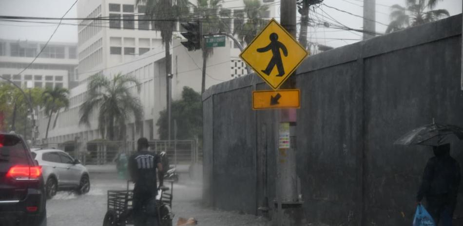 Vaguada continuará provocando lluvias sobre algunas provincias este martes