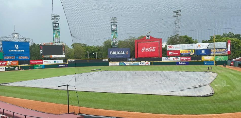Estadio Julián Javier con la lona colocada