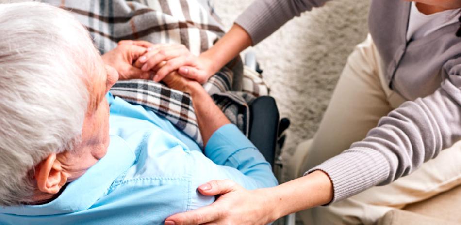 Supérate desarrolla formación técnica especializada en el cuidado a adultos mayores